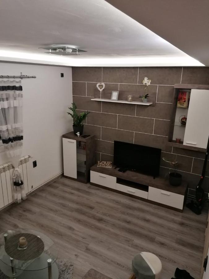 Apartmán Epi Lux House Zemun Exteriér fotografie